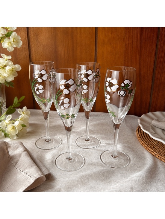 Other - Vintage Hand Painted Floral Champagne Flutes Set Of 4 White Blossom Glasses